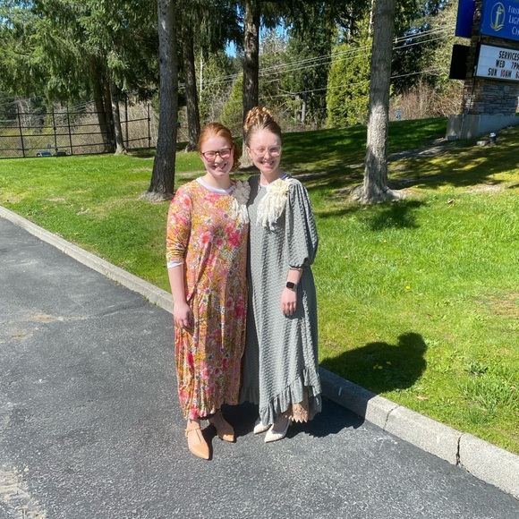 Meet your Posher, Alyssa - Picture 6 of 15